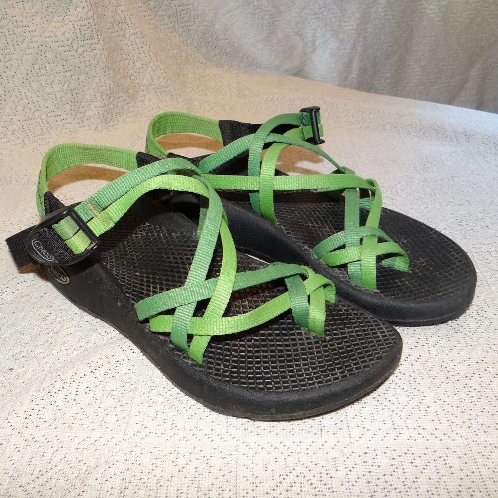 Chaco's Green Ladies Sandals Size 6